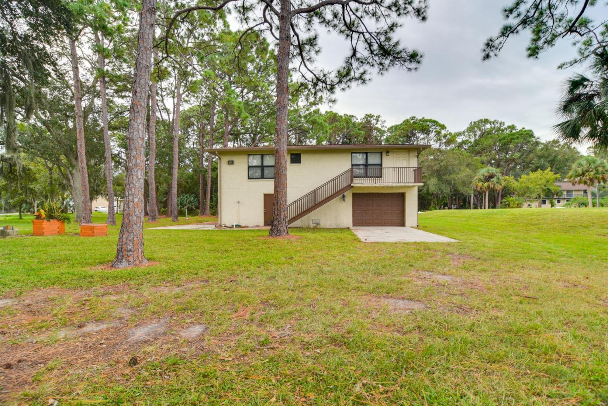 Sleek Largo Studio With Pond Less Than 7 Mi To Beach! 外观 照片